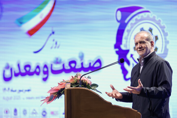 پزشکیان: برای حل ناترازی باید سالانه 3میلیارد مترمکعب آب صرفه‌جویی کنیم