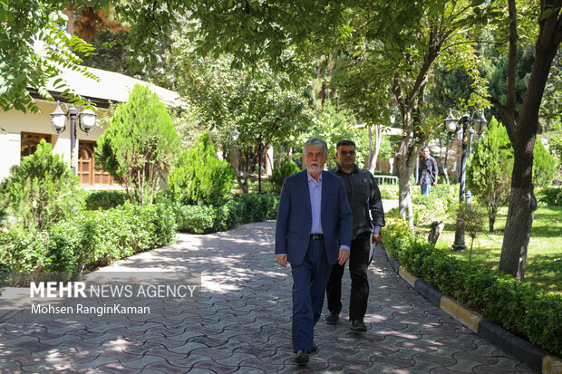 نشست خبری وزیر فرهنگ و ارشاد اسلامی