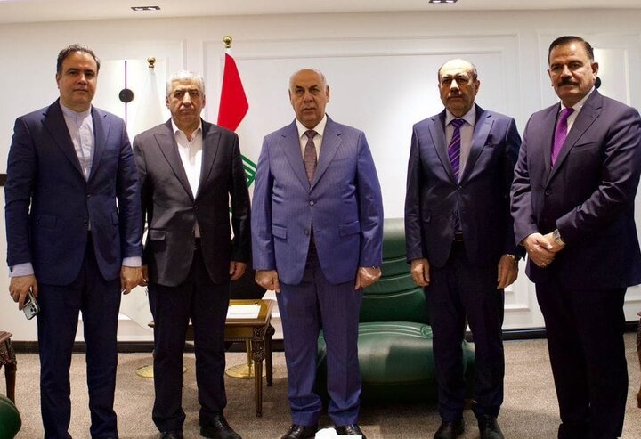 استعداد العراق لتبادل 10 ملايين سائح مع إيران