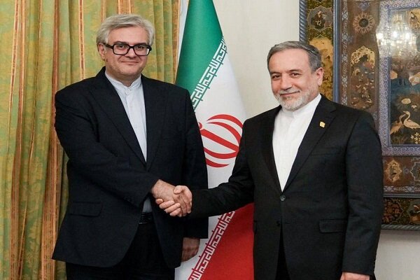 دیدار سرکنسول جدید جمهوری اسلامی ایران در دبی با وزیر امور خارجه