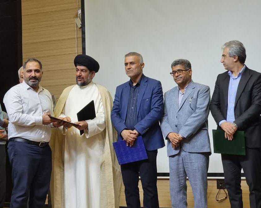 کارمندان سرمایه انسانی ارزشمند کشور هستند