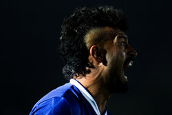 دیدار فوتبال تیم‌های استقلال و ذوب آهن