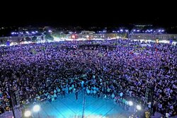 کنسرت علی لهراسبی در جشن بزرگ همدان