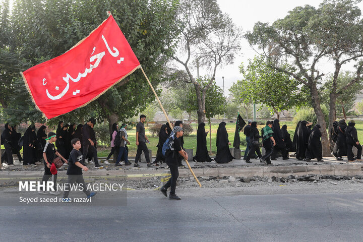 مراسم آیینی جاماندگان اربعین حسینی در تهران