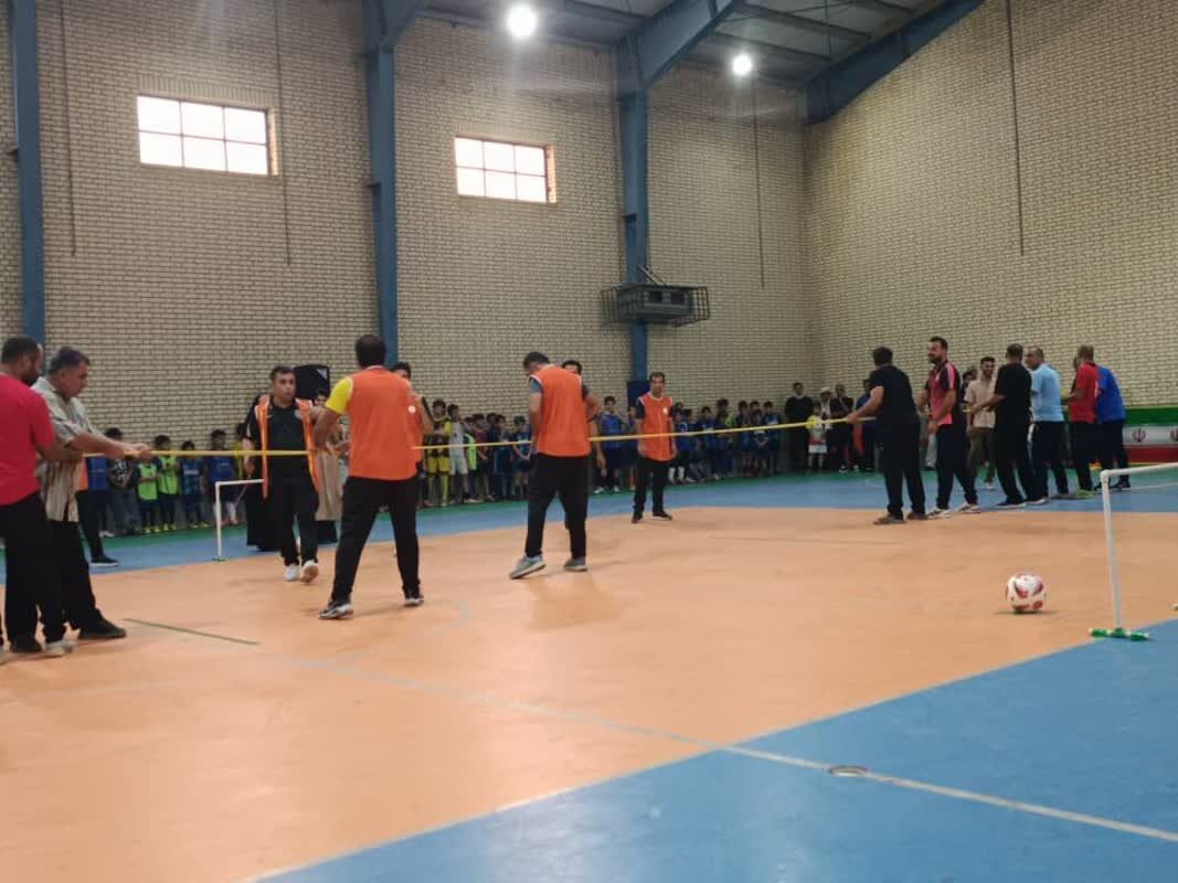 آموزش و پرورش در توزیع اعتبارات گناوه خاص دیده شد