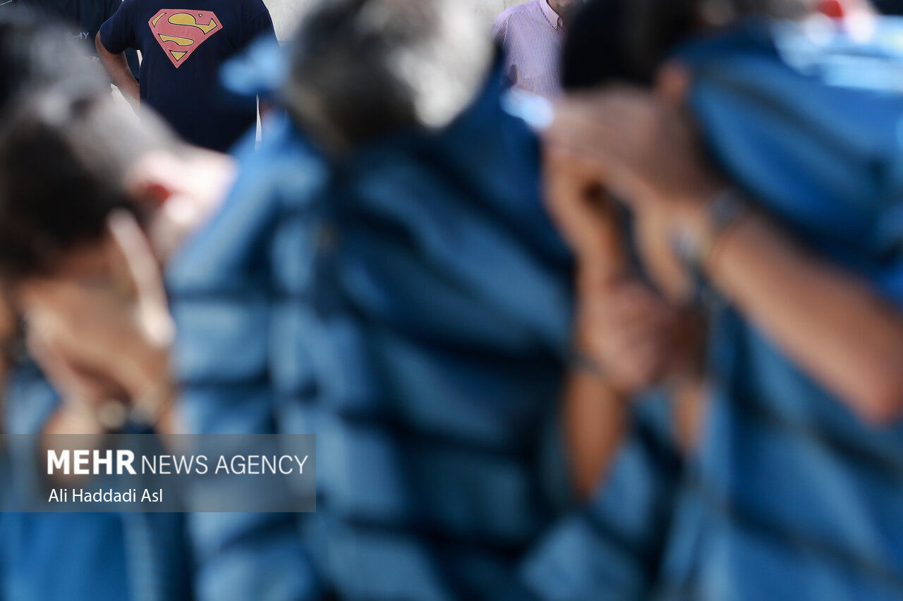 دستگیری ۲۷ نفر در طرح عملیاتی مبارزه با سرقت منزل در گیلان دستگیری ۲۷ نفر در طرح عملیاتی مبارزه با سرقت منزل در گیلان