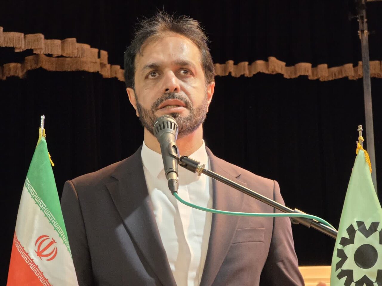 وفاق ملی رمز عبور از چالش‌ها است؛ مردم پشتوانه جمهوری اسلامی