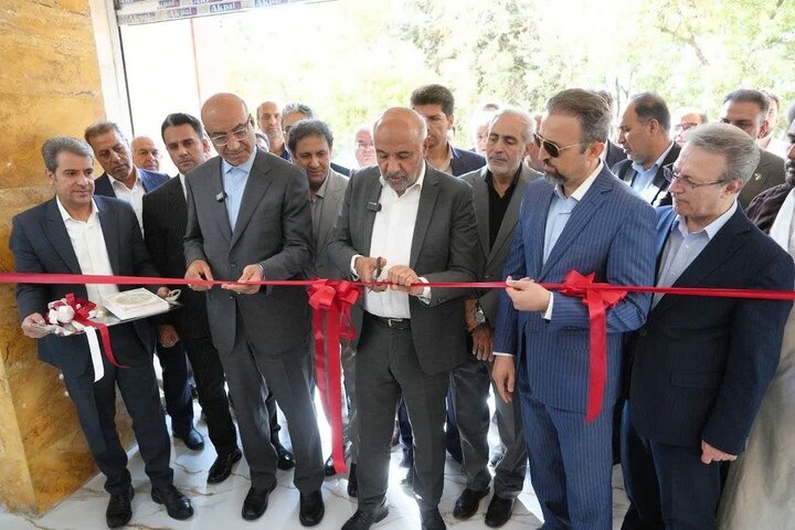 افتتاح فاز سوم مجموعه فرهنگی و ورزشی کارگران کرمانشاه افتتاح فاز سوم مجموعه فرهنگی و ورزشی کارگران کرمانشاه