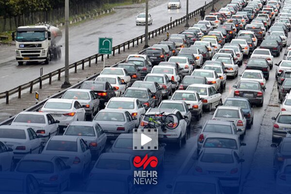 ترافیک سنگین در گردنه حیران آستارا ترافیک سنگین در گردنه حیران آستارا