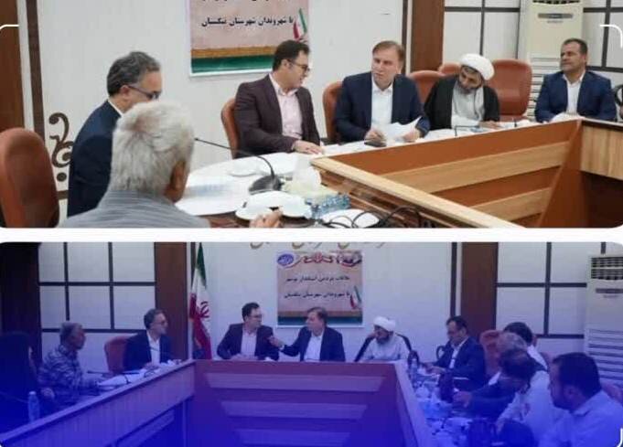 ملاقات عمومی استاندار بوشهر در تنگستان برگزار شد ملاقات عمومی استاندار بوشهر در تنگستان برگزار شد