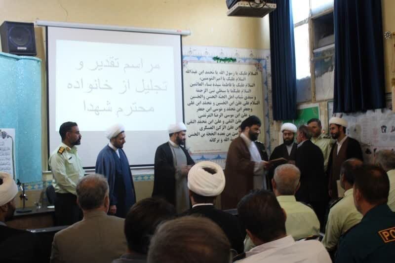 رؤسای عقیدتی سیاسی فرماندهی انتظامی سلسله و دلفان معرفی شدند