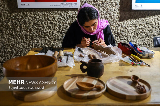 کارگاه هنرهای تجسمی «ایران من»