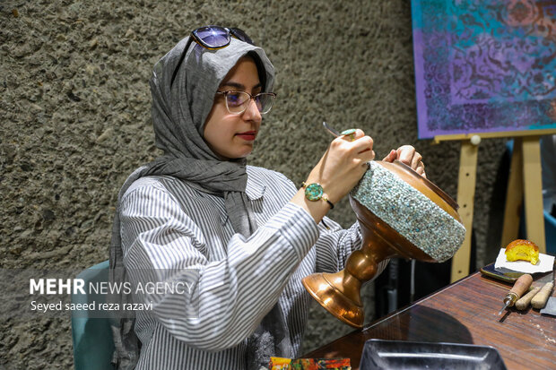 کارگاه هنرهای تجسمی «ایران من»
