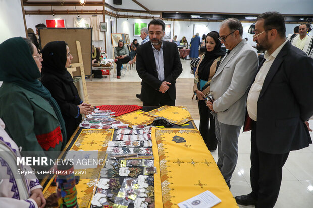 کارگاه هنرهای تجسمی «ایران من»