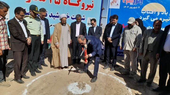 افتتاح دو واحد آموزشی و نیروگاه خورشیدی در خلیل‌آباد