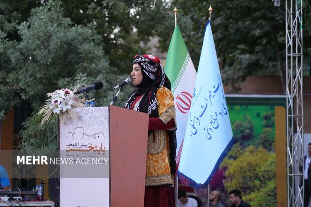 جشن ثبت جهانی دره خرم‌آباد در محوطه باغ گلستان قلعه فلک‌الافلاک