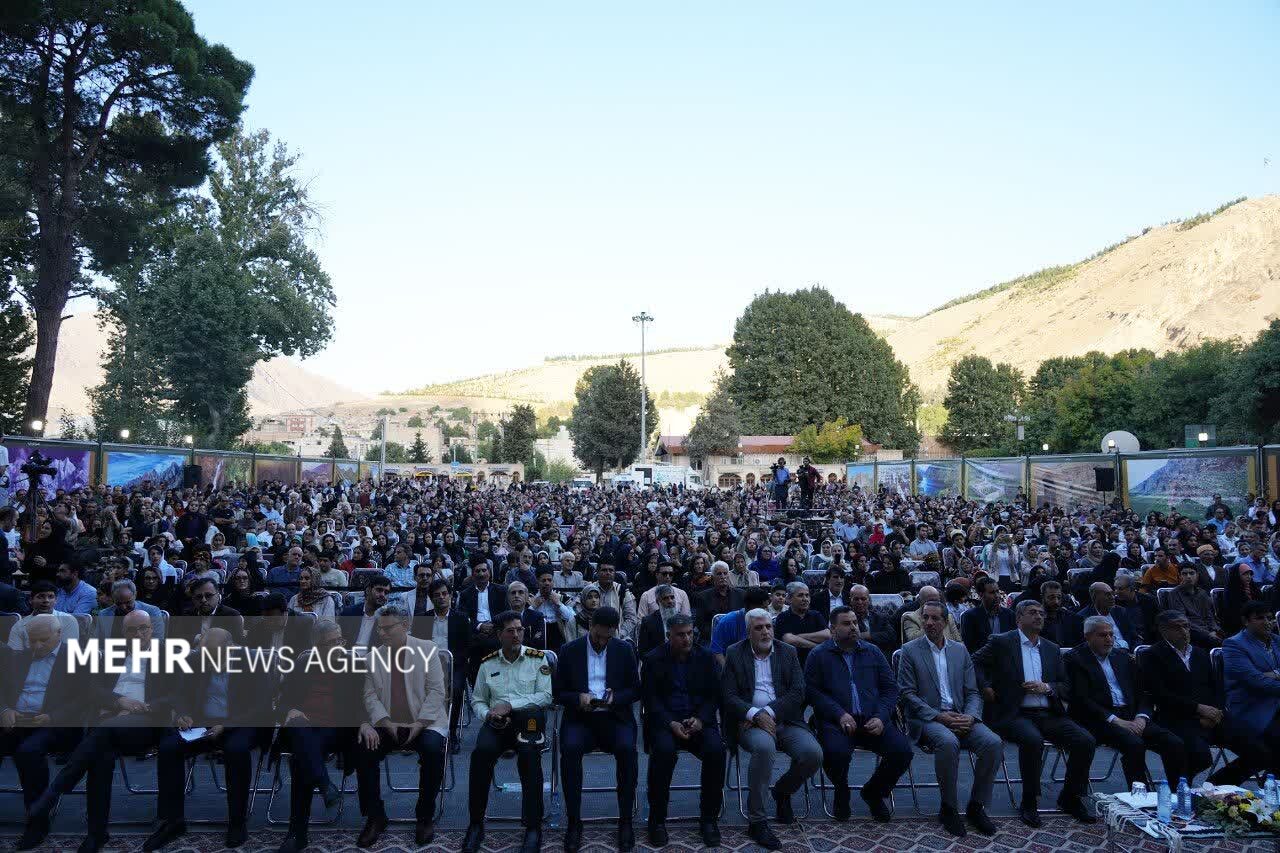اینجا «خرمآباد» است؛ صدای ۶۳ هزار سال تاریخ را میشنوید!
