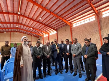 سالن ورزشی چند منظوره قشم به بهره‌برداری رسید