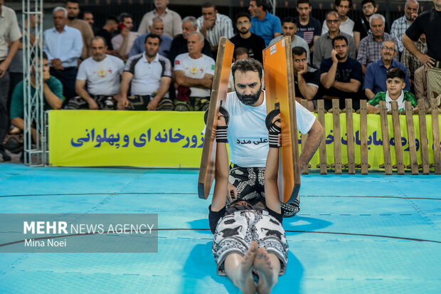 اولین دوره مسابقات خیابانی ورزش‌های زورخانه ای و پهلوانی در تبریز