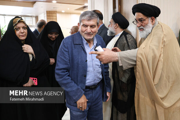 مراسم گرامیداشت شهیدان رجایی و باهنر