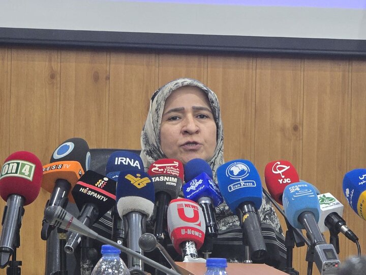 بررسی نقش هوش مصنوعی در درمان ناباروری و سرطان در کنگره رویان