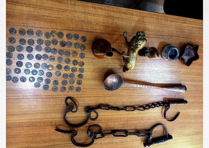 کشف ۸۷ شی تاریخی در شهرستان بم