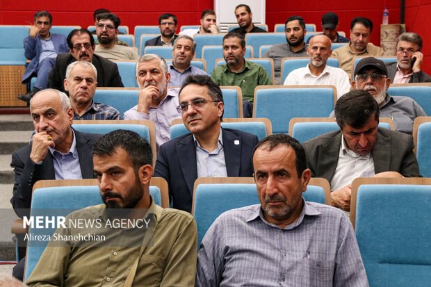 اجلاسیه شهدای پشتیبانی دومین کنگره ۸۰۰۰ شهید دفاع مقدس استان گیلان