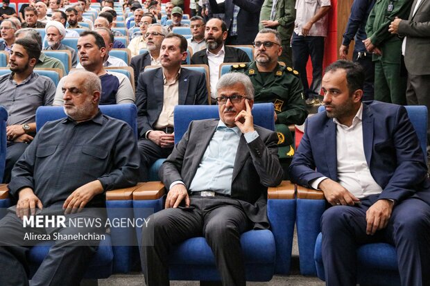 اجلاسیه شهدای پشتیبانی دومین کنگره ۸۰۰۰ شهید دفاع مقدس استان گیلان