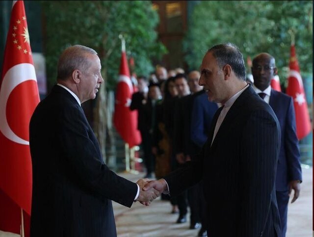 İranlı büyükelçiden Erdoğan’a Zafer Bayramı tebriği