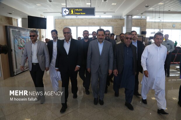 افتتاح کارخانه بزرگ بافندگی در ایرانشهر با حضور وزیر صمت