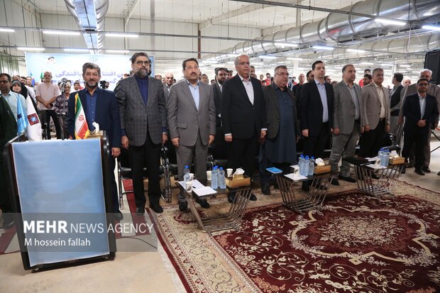 افتتاح کارخانه بزرگ بافندگی در ایرانشهر با حضور وزیر صمت