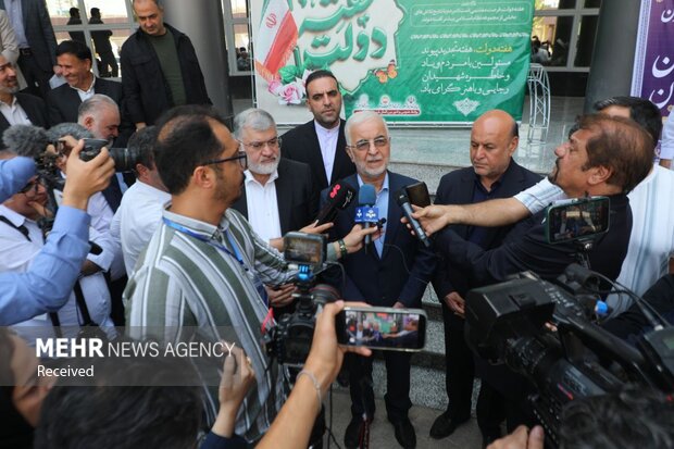 سفر اسکندر مومنی و محمدصادق معتمدیان به اسلامشهر