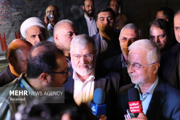 سفر اسکندر مومنی و محمدصادق معتمدیان به اسلامشهر