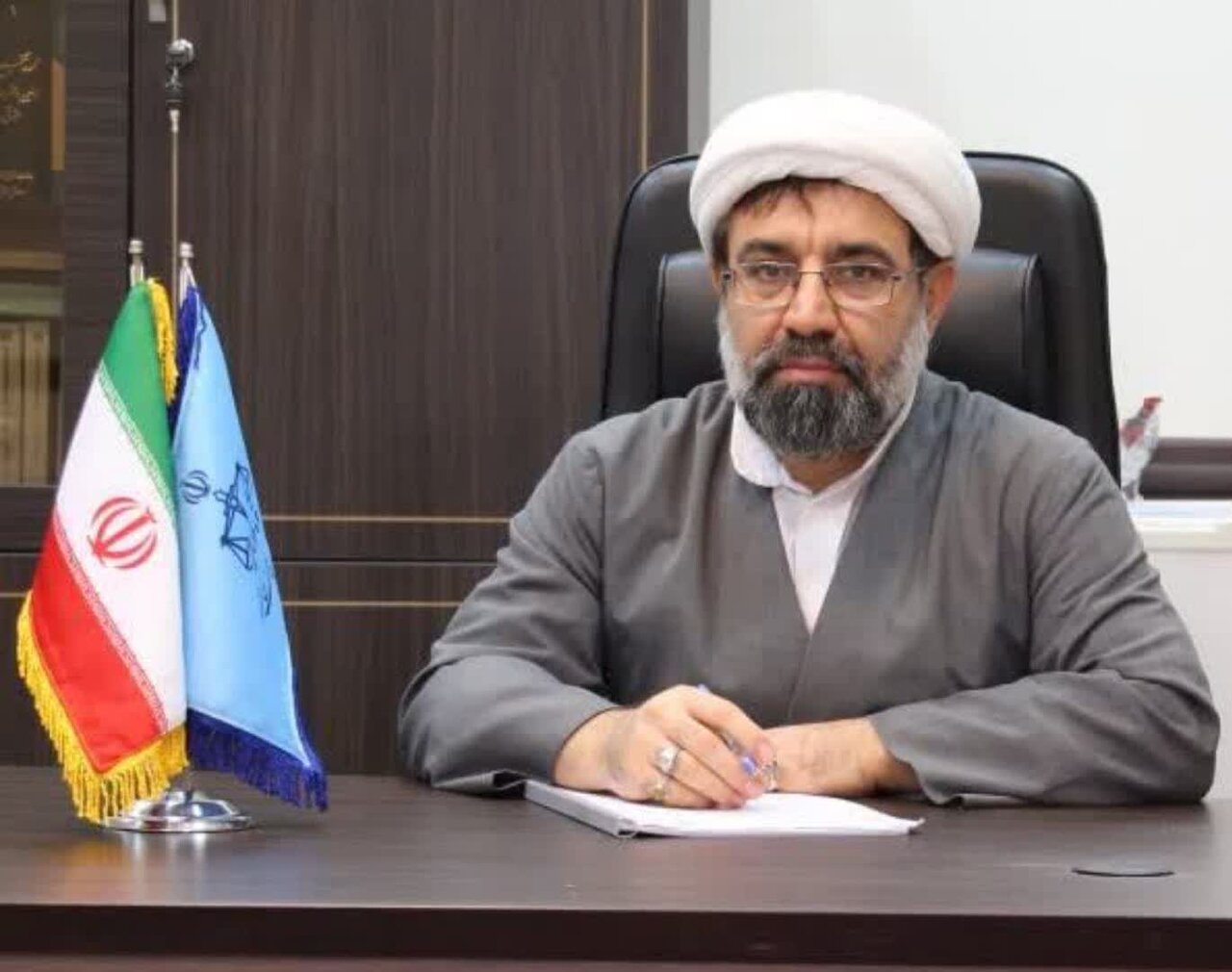 وحدت،اتحاد،مقدس،مكانيسم،رجايي،باهنر،مديران،نظام،اسلامي،الكما ...