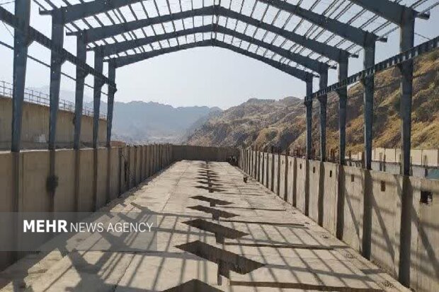 زمین های تشنه در انتظار آبرسانی دهدشت غربی؛طرحی ۱۵ ساله که تعطیل شد