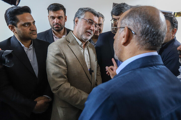 سفر وزیر بهداشت به یزد