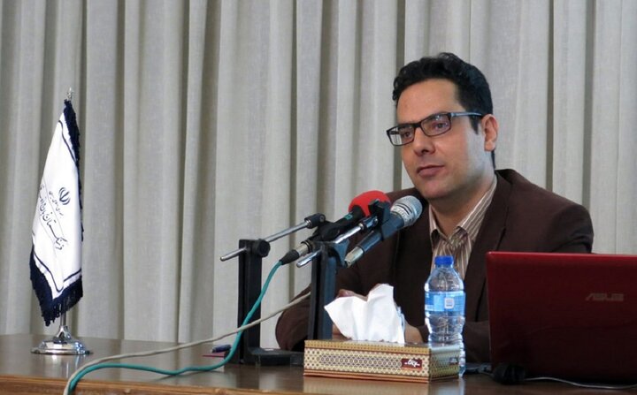 فارسی و ترکی برای فرهنگستان تفاوتی ندارد؛ فارسی زبان میانجی اقوام ایران