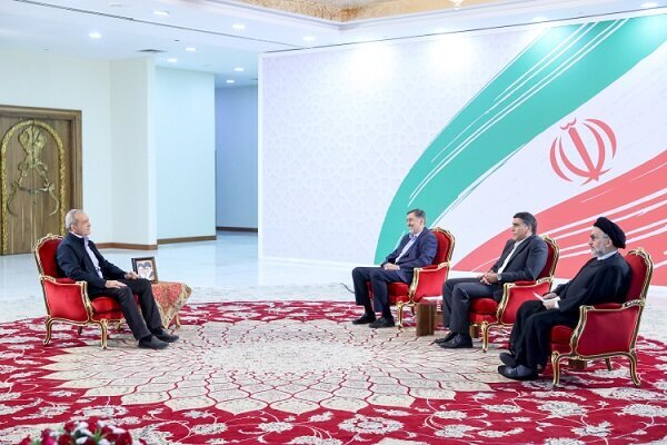 نشستی دور از قابهای تکراری؛ جرقهای برای افزایش انسجام و اعتماد عمومی