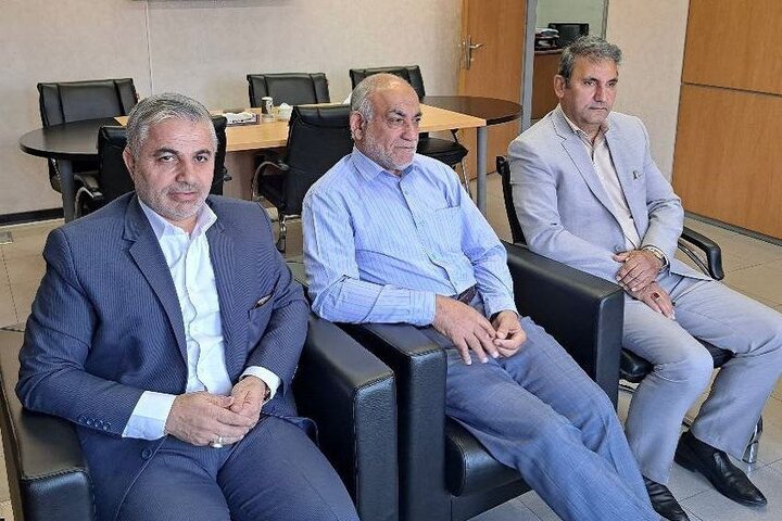 دیدار رئیس مرکز امور نمایندگان مجلس با روسای کمیسیونهای مجمع تشخیص 2