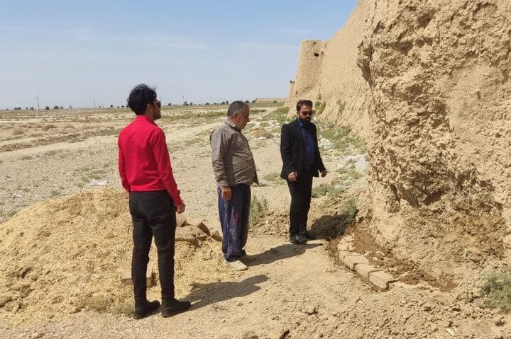 برج و باروی تاریخی دامغان مرمت شد