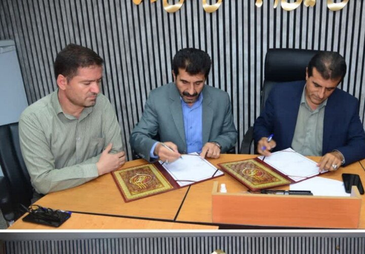 گسترش چتر بیمهای کارگران کردستان با امضای تفاهمنامه همکاری گسترش چتر بیمهای کارگران کردستان با امضای تفاهمنامه همکاری