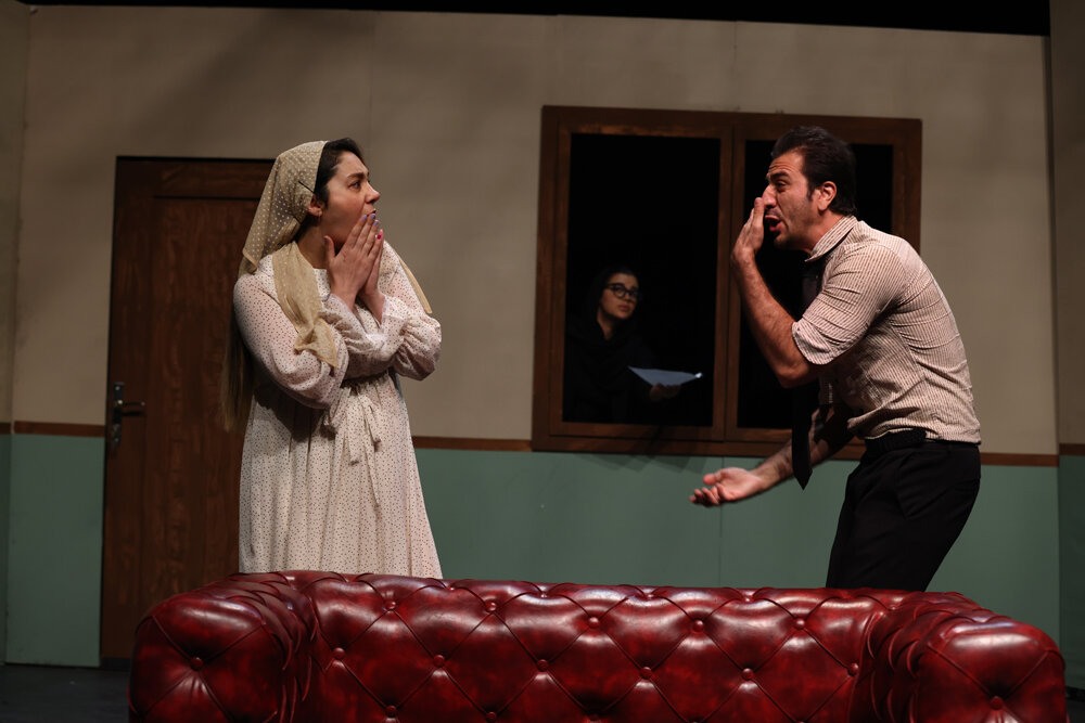 دور دوم اجرای نمایش «قتل آقای هاورشام» به تماشاخانه ملک رسید دور دوم اجرای نمایش «قتل آقای هاورشام» به تماشاخانه ملک رسید