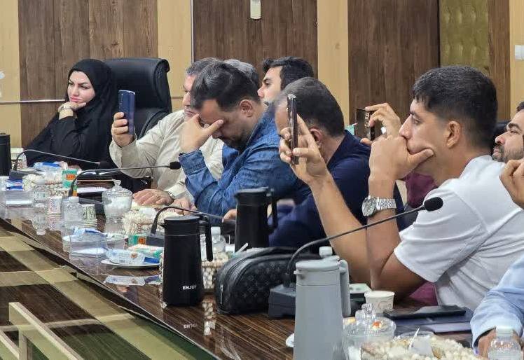 خبرنگاران صدای رسا  و زبان گویای جامعه هستند