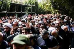 قم در سوگ شهادت مولای متقیان؛حرکت دسته های عزاداری به سمت حرم مطهر
