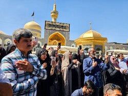 İmam Rıza'nın (a.s) türbesinde Hz. İmam Hasan Askerî (a.s) için matem merasimi