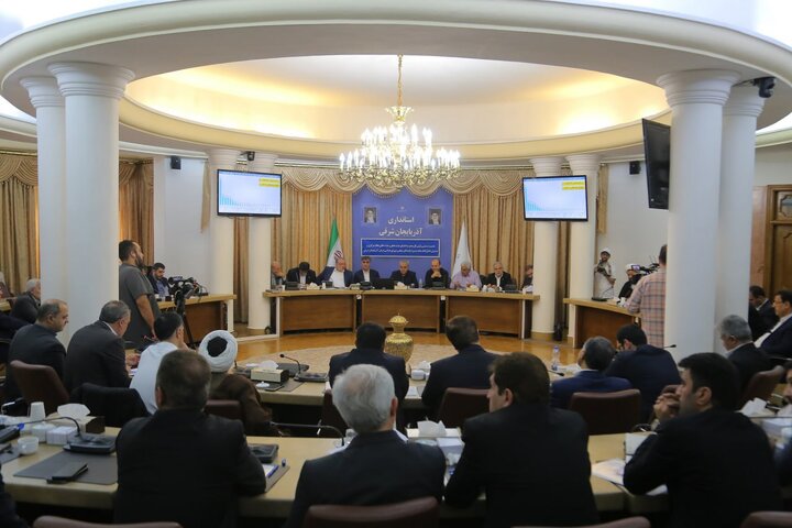 تاکید استاندارآذربایجان شرقی بر توجه بانک مرکزی به مسائل راهبردی استان