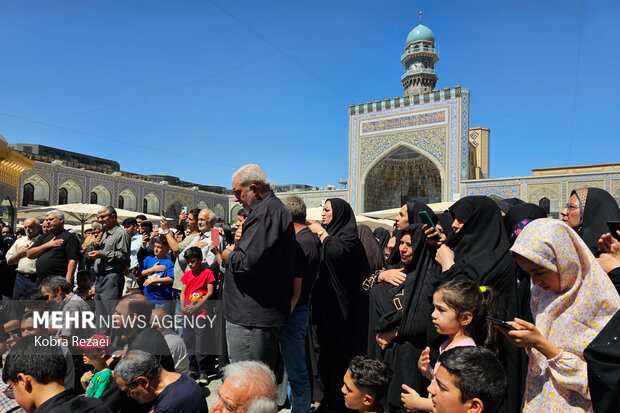حرم مطهر رضوی در روز شهادت امام حسن عسکری(ع)