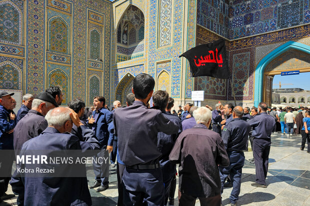 حرم مطهر رضوی در روز شهادت امام حسن عسکری(ع)