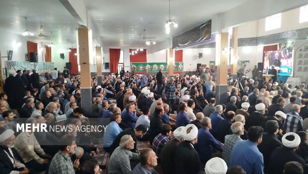 برگزاری مراسم بزرگداشت اسوههای علم و ایثار در رودسر برگزاری مراسم بزرگداشت اسوههای علم و ایثار در رودسر