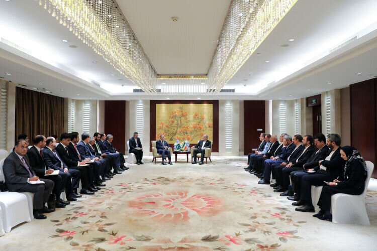 Pezeshkian calls for strengthening Iran-Pakistan relations